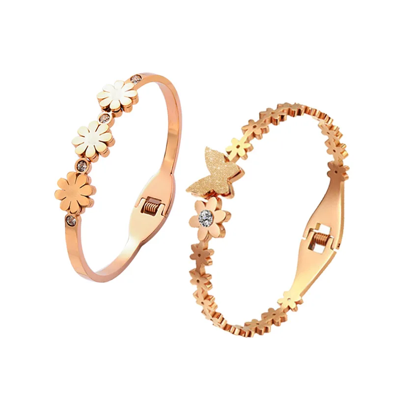 

Korean Version Fashion Retro Friendship Gold Bangles for Women Simple Heart-shaped Butterfly Geometric Accessories Jewelry Gift