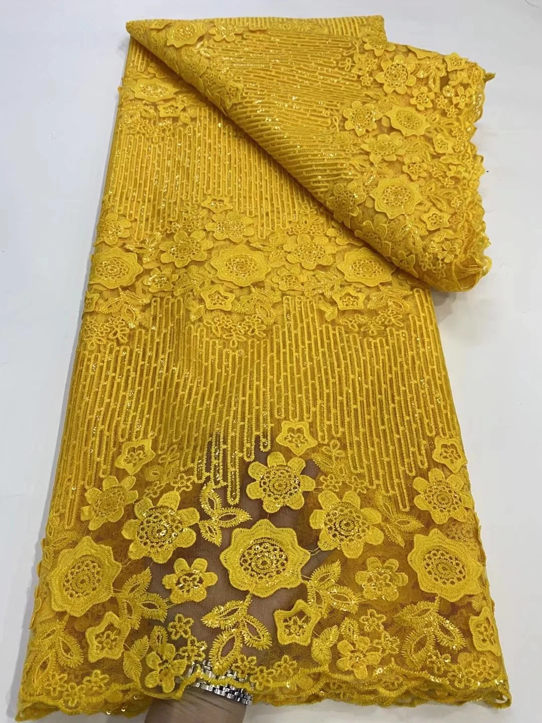 

Latest Yellow African Lace Fabric 2022 High Quality Lace French Milk Silk Lace Fabric With Sequins nigeria party dress