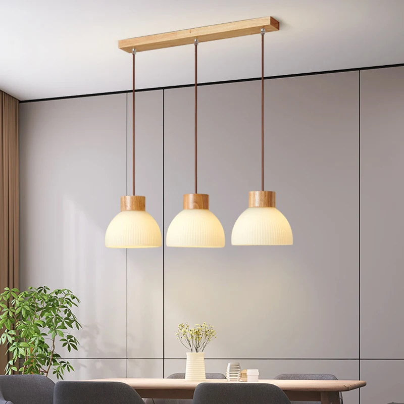 Деревянная люстра