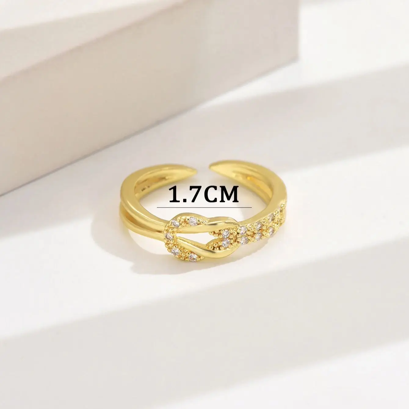 Полое Кольцо Poulisa С Геометрическим Рисунком И Кубическим Цирконием Модные Медные