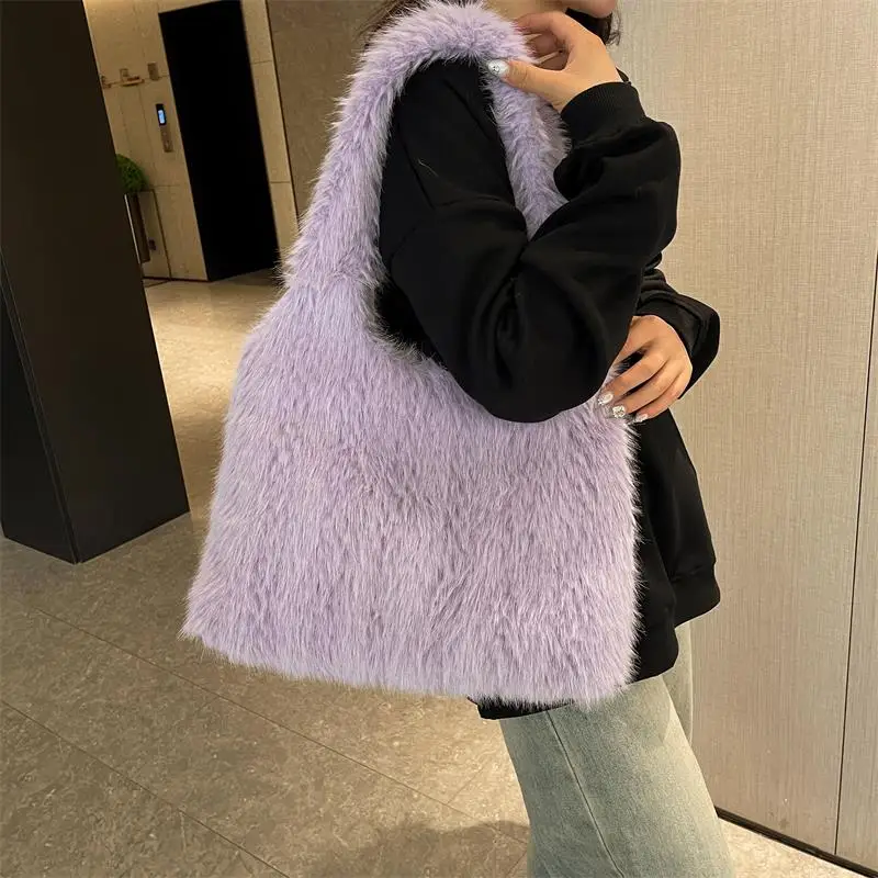 Женская плюшевая сумка через плечо большая вместительная модная меховая