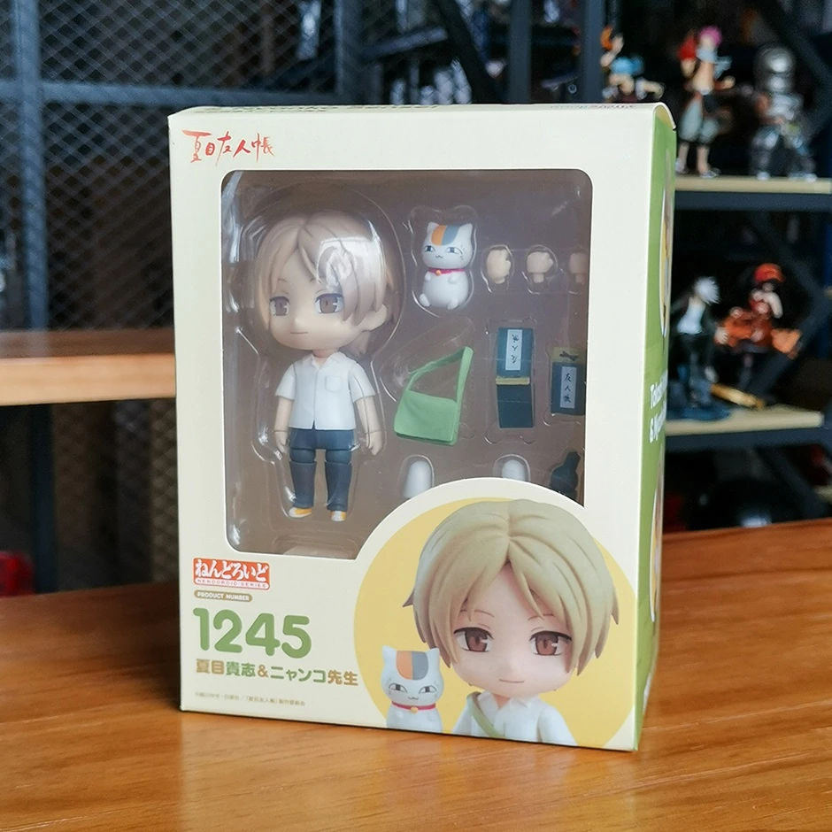 

1245 Нацумэ и Nyanko Sensei Q версия куклы