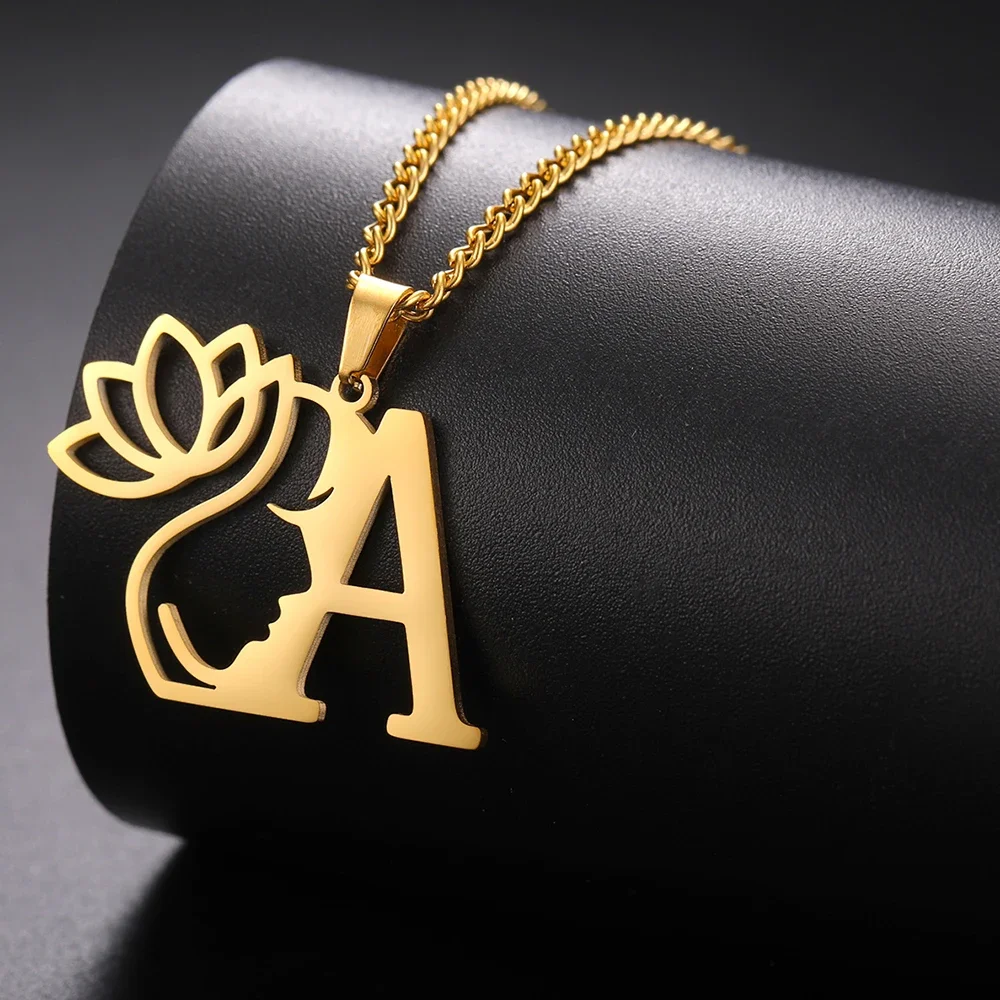 А - Z инициалы лотос кулон ожерелье леди нержавеющая сталь дама боковые украшения