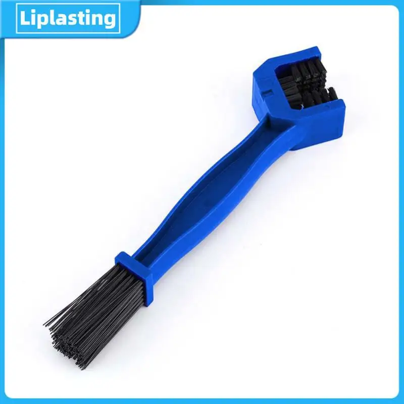 

1pcs Plastic Motorcycle Chain Cleaner Plastic Moto Bicycle Chain Cleaner Gear Chain Maintenance Cleaner Dirt Brush Cleaning Tool