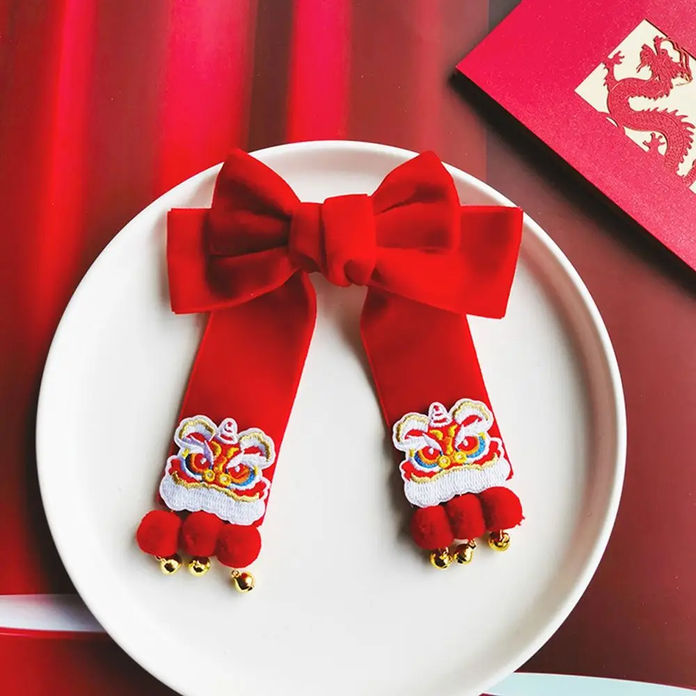 

Festive Cute Tassel Bow Headwear Bell Cat Chinese Style Hair Clip Girl Hair Accessories New Year Hairpin Red Bangs Clip