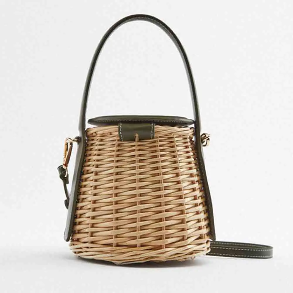 

New Luxury Designer Bag French Style Straw Woven Unique Summer Bags Rattan Knited Bucket Handbag Ladies Shoulder Purses 2022