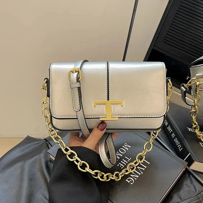 

2023 New Summer Fashion Chain Shoulder Messenger Ba High Quality Women Purse and Handba Famous Designer Small Square Ba