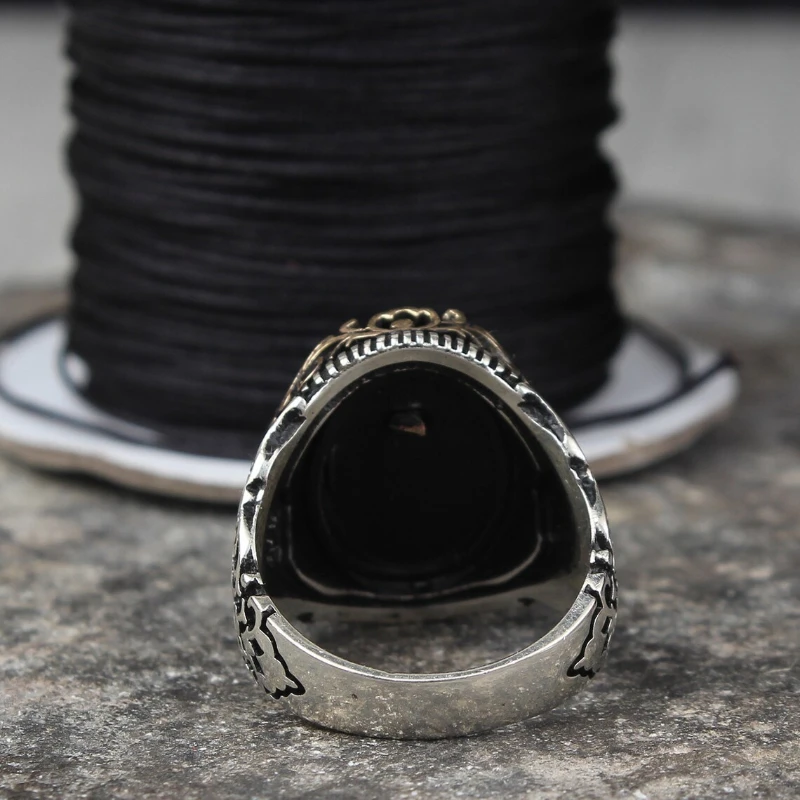 Модное легкое роскошное кольцо в стиле ретро с инкрустацией черным цирконом