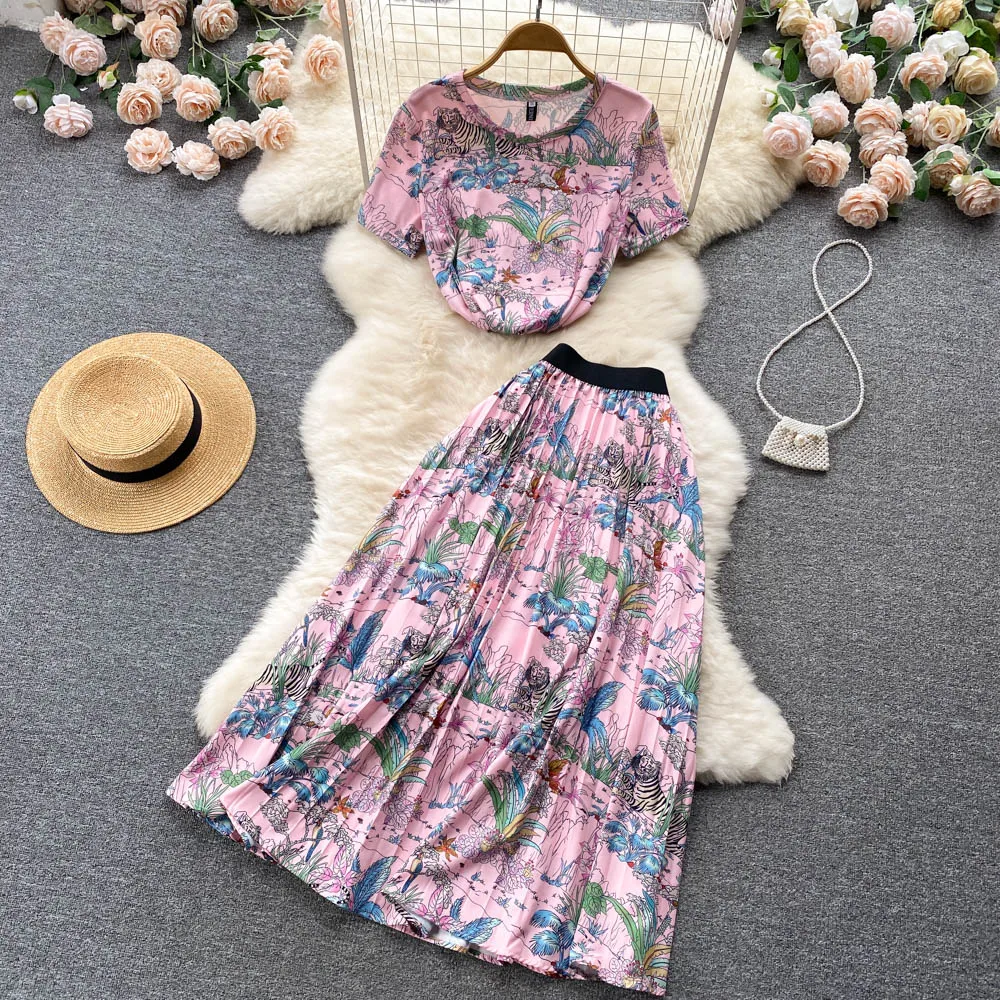 

Seaside beach holiday suit women's summer fashion printed short sleeved T-Shirt Top High Waist pleated skirt two piece set