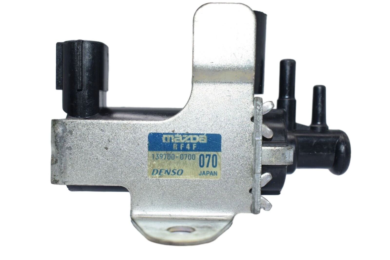 

OEM 139700-0700 RF4F18741 RF4F-18-741 CANISTER PURGE SOLENOID