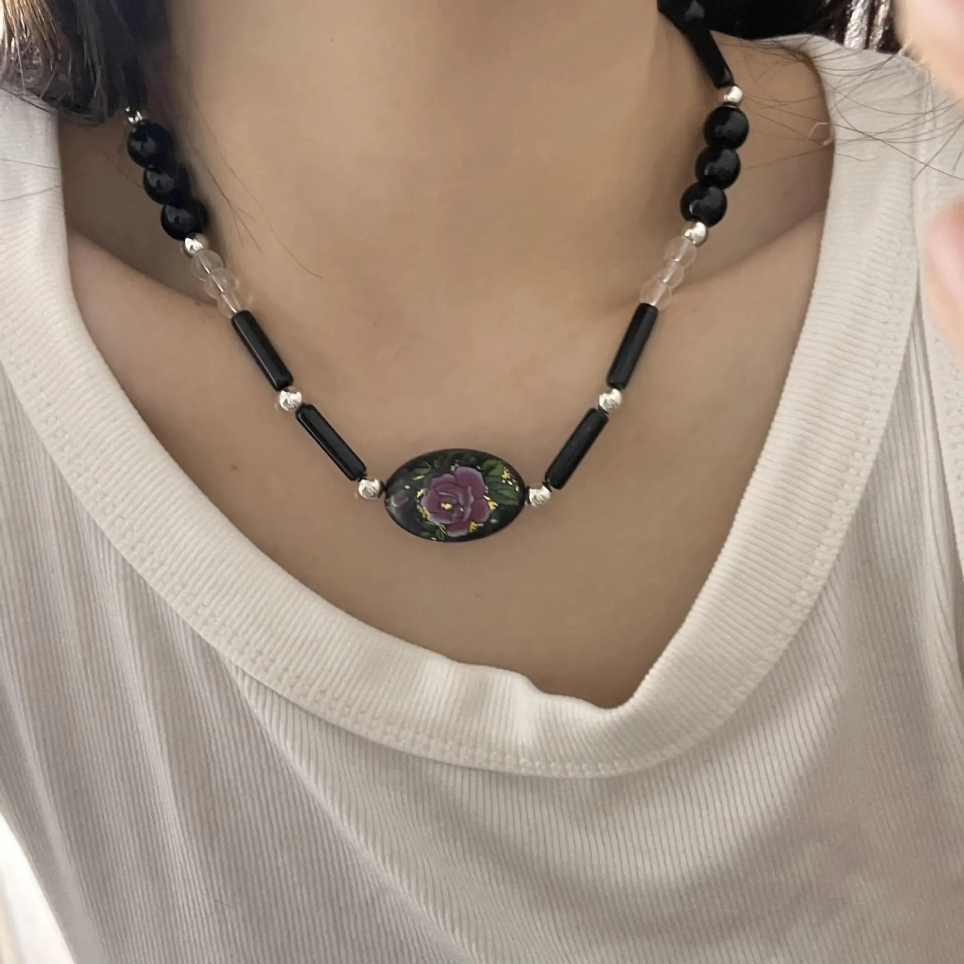 

2022 Vintage Fashion Women Flower Pendant Statement Necklace Jewelry