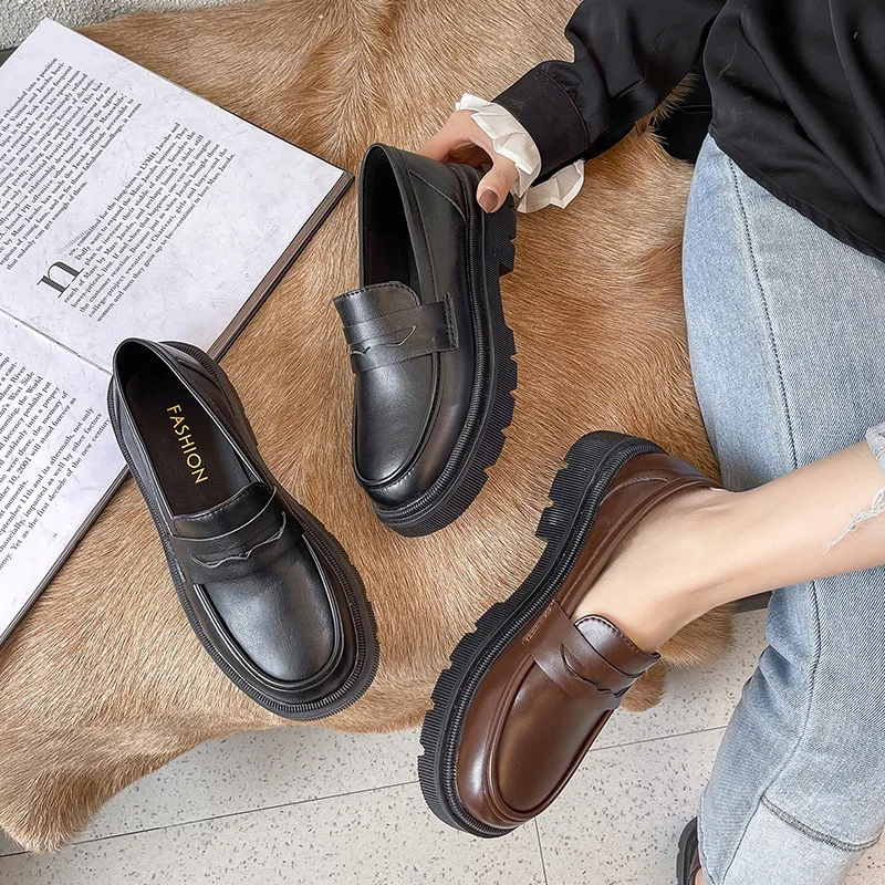 

Повседневные женские кроссовки в Корейском стиле, лоферы с мехом, на платформе, с закрытым носком, оксфорды в британском стиле, мягкие женск...