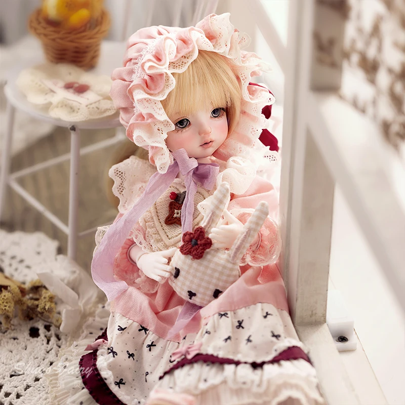 Фото Подлинная кукла Shuga Fairy 1/6 Bjd Thea, полный набор, кавайная античная кукла, розовая одежда, наряд Лолиты, макияж, фигурка из смолы, модель в подарок №2