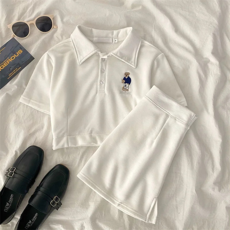 Рисунок 6 - Спортивный костюм для девочек