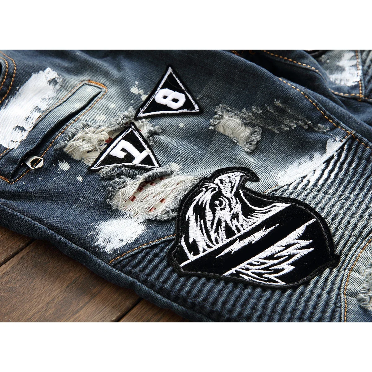 Мужские рваные джинсы с вышивкой ручной росписью