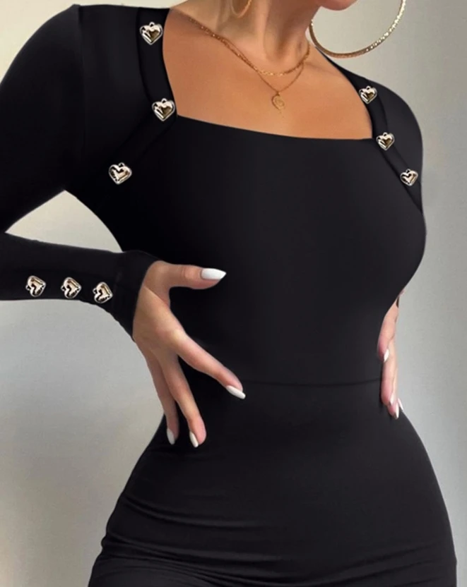 Рисунок 2 - Женский комбинезон с асимметричным вырезом