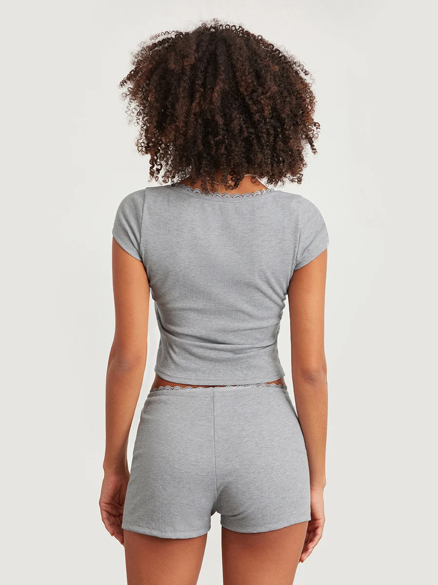 Женский пижамный комплект с кружевной отделкой и бантом футболка короткими