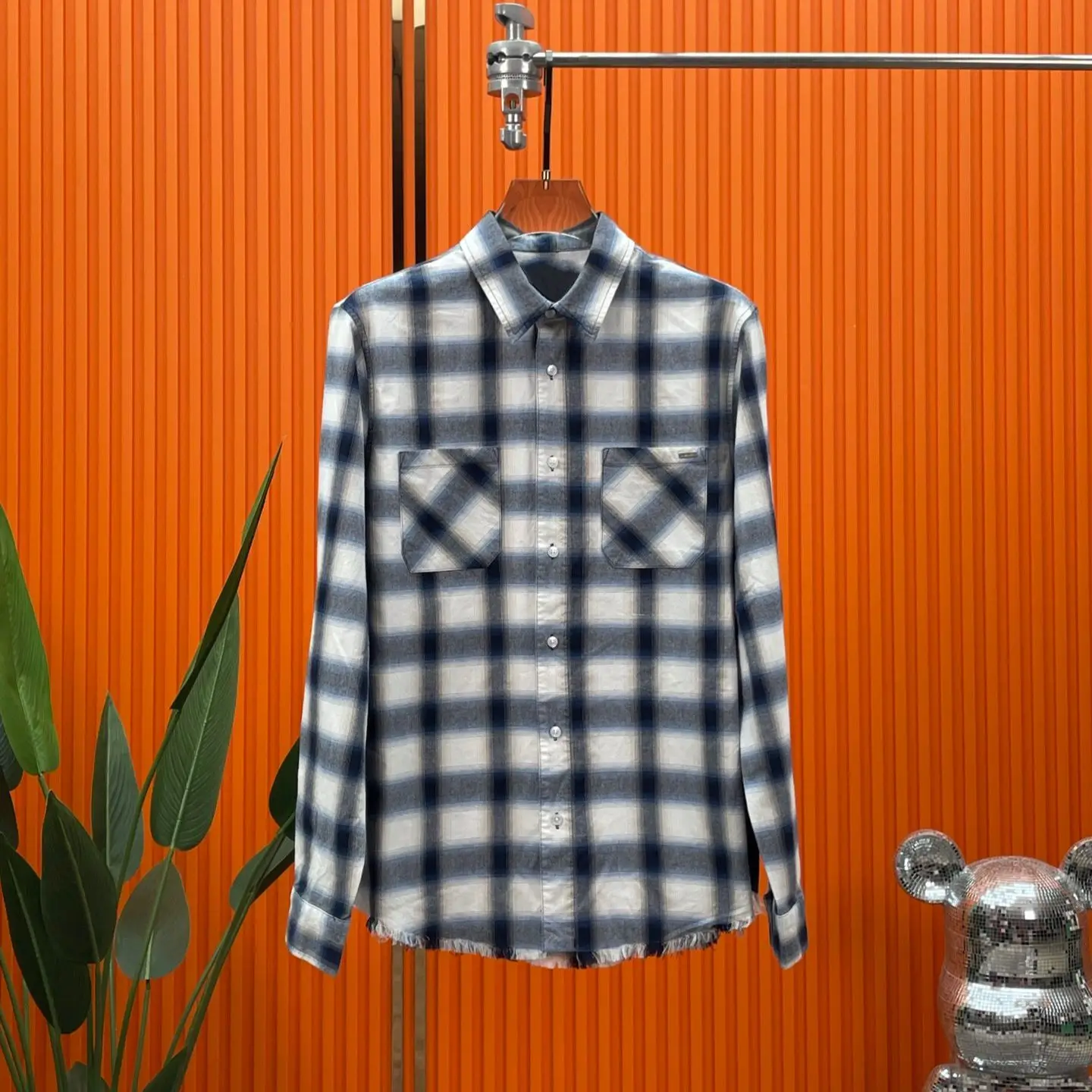 

2022 Autumn New Style Plaid Back Embroidered Leather Letter Couple High Street Long Sleeve Shirt