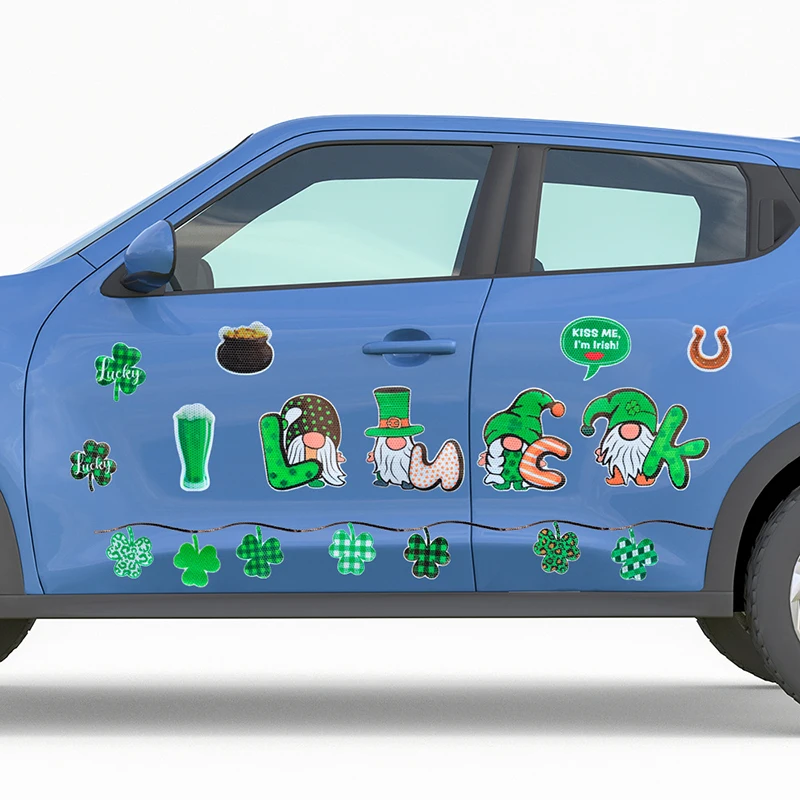 

Декоративная наклейка на дверь гаража с магнитными отражающими наклейками на холодильник