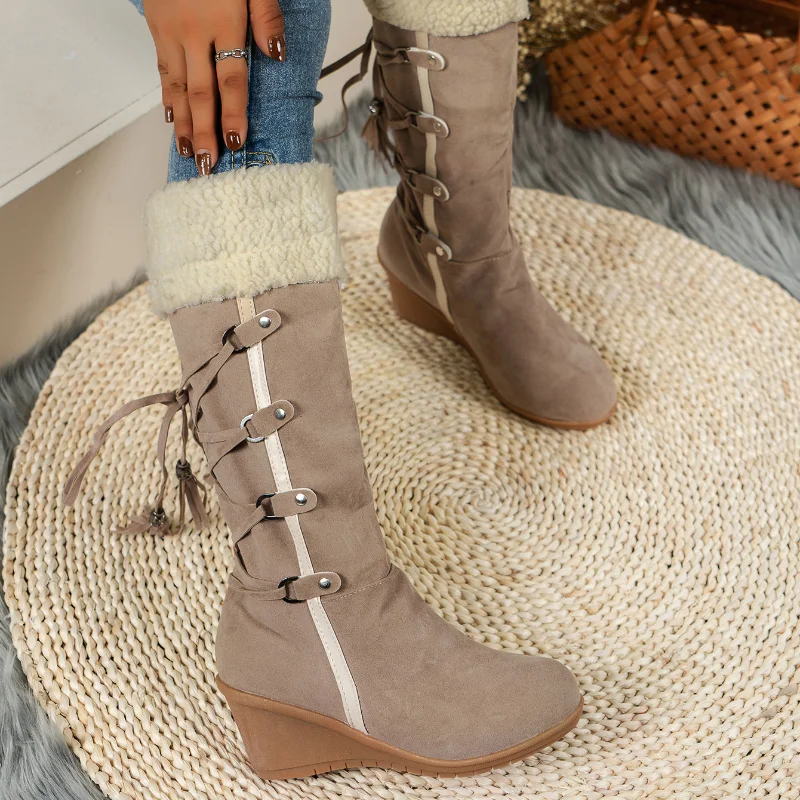 

Новинка 2023, женские зимние сапоги Челси до колена, зимняя обувь, модные замшевые высокие сапоги с меховой отделкой, обувь на платформе и танкетке, готическая обувь