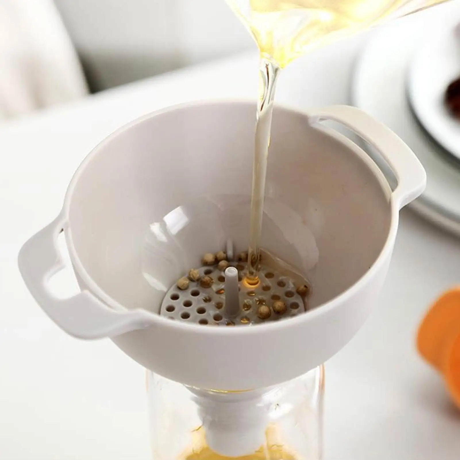 

3pcs Household Filter Set Multifunction Wide Mouth Oil Can Sub-packaging Plastic Oil Wine Seasoning Kitchen Tools Accessories