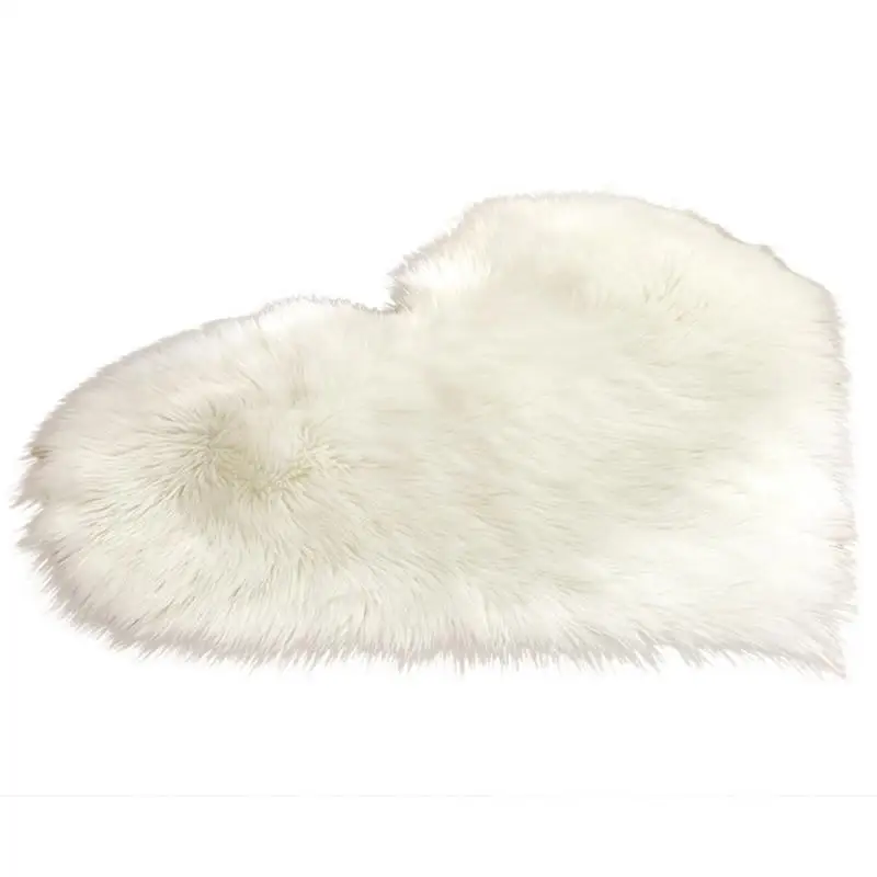 

Shaggy Carpet Plush Love Heart Rugs Anti-Skid Area Rug Carpet Artificial Fur Sheepskin Hairy Carpet Bedroom Living Room Decor