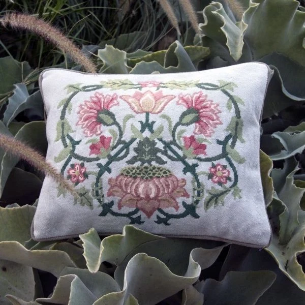 

Набор для вышивки крестиком, подушка с геометрическим цветком 2-46-39, 14/16/18/27/28