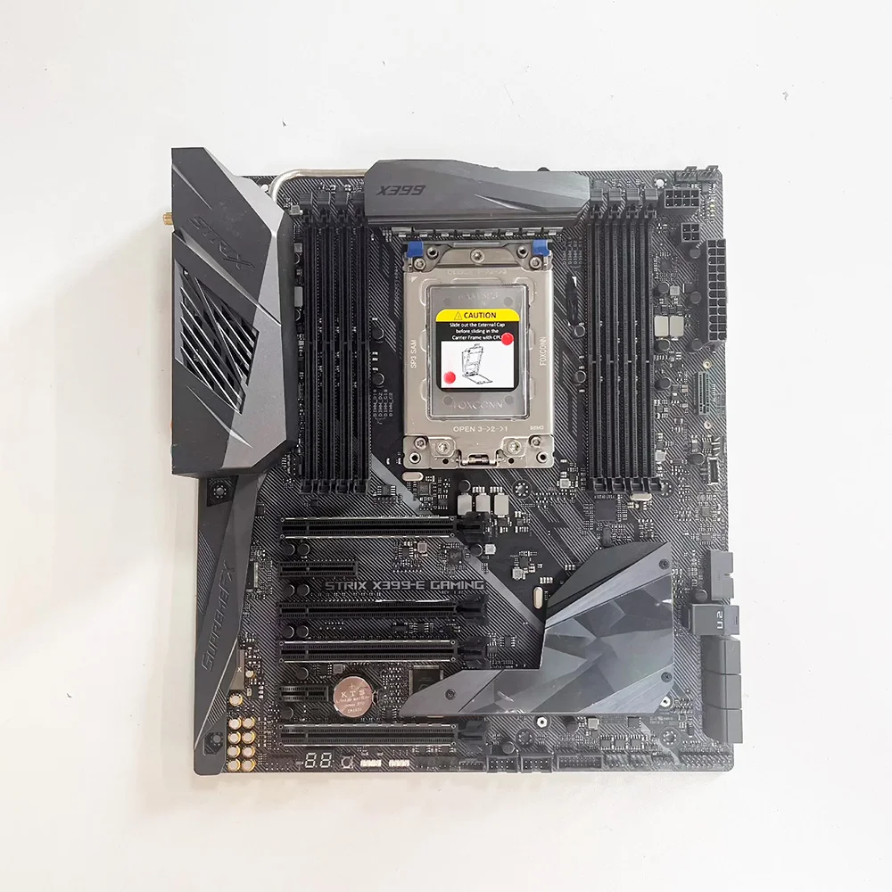 Материнская плата для Asus ROG STRIX X399-E GAMING