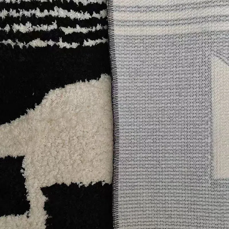 Ковер для спальни прикроватный длинный полосатый коврик ног черно-белый