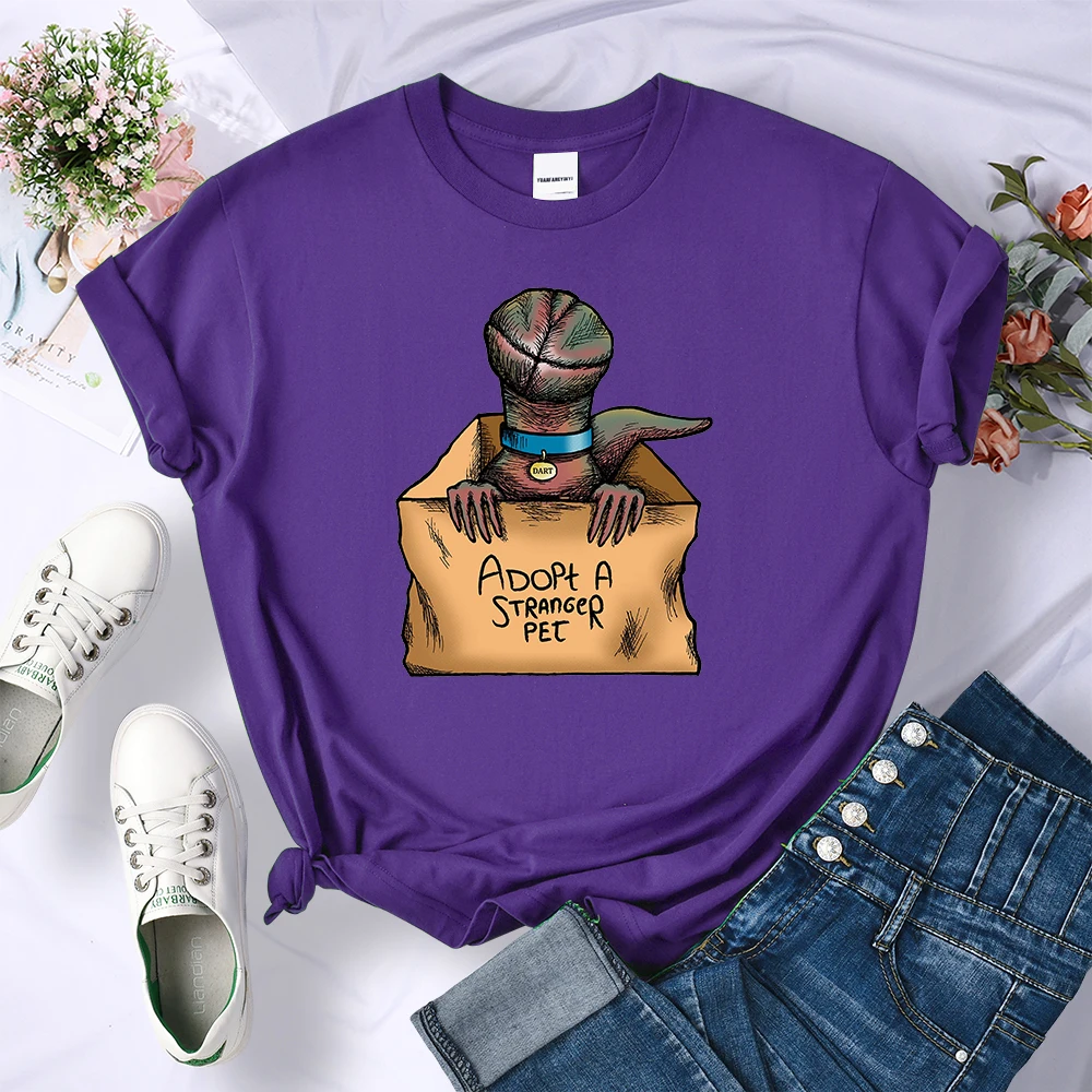 Необычная футболка с принтом из сериала очень странные Домашние животные