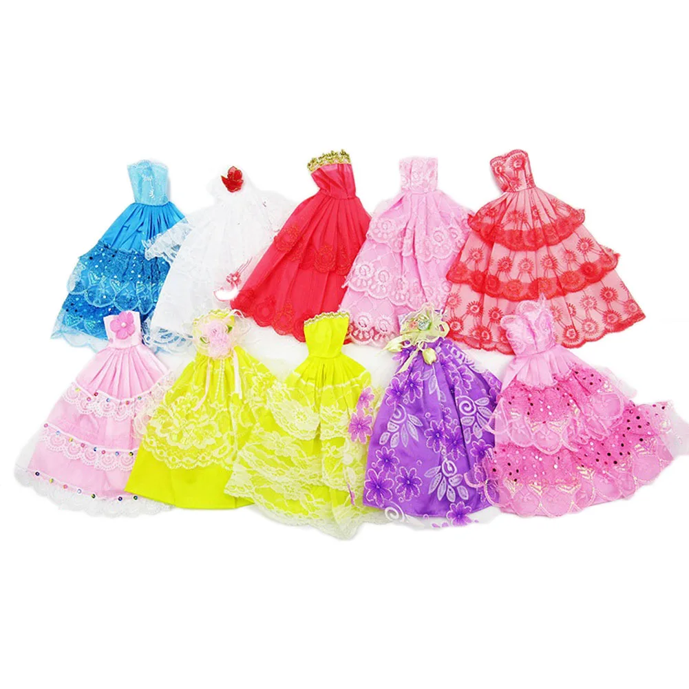 

10PCS Doll Accessories Set Handmade DIY Doll Wedding Dress Doll House Children Accessories Random Doll Wedding Dress