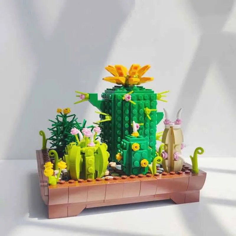 

New Cactus Building Blocks Toy Creative Plant Building Blocks P001 Office Desk Surface Panel Fun Decoration Gift First Choice