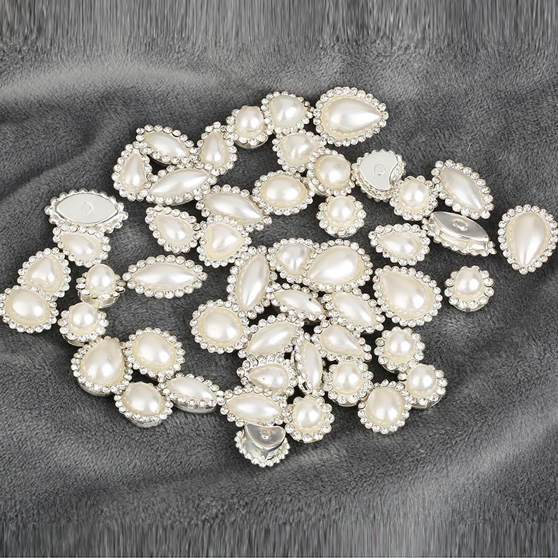 Стразы для рукоделия 50 шт