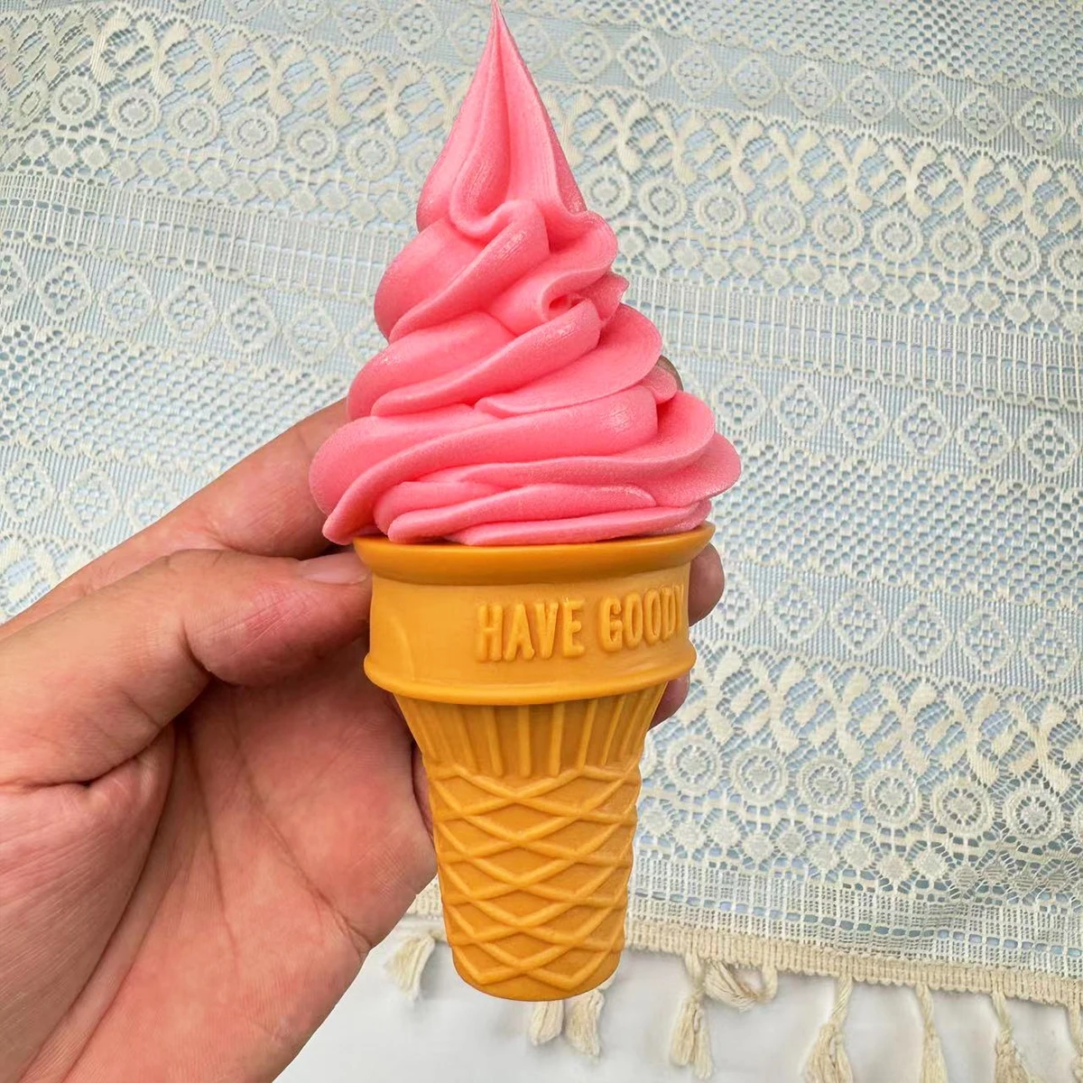 

Имитация мороженого из ПВХ