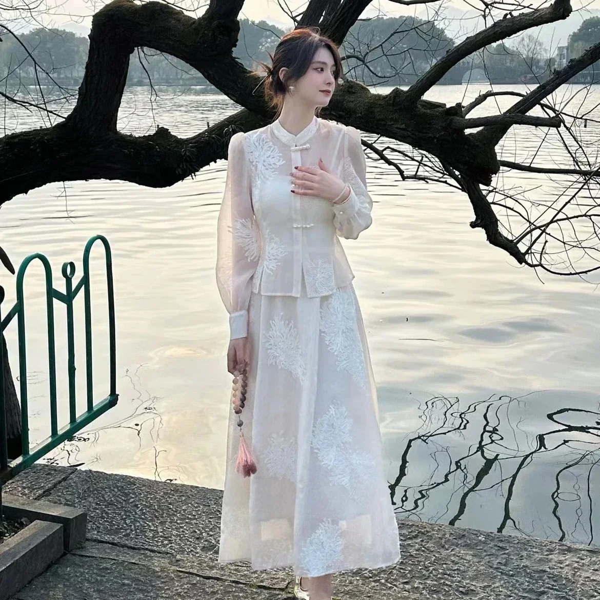 Весенняя короткая куртка с длинными рукавами универсальный комплект прямой