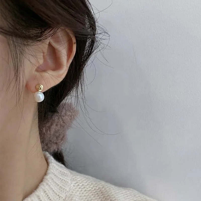 

Vintage Small Cute Freshwater Pearl Earrings For Women Girls Simple Korea Earrings Party Fashion Jewelry 2022 New