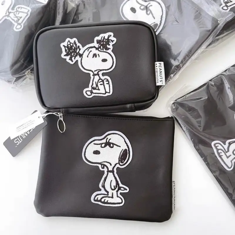 

Kawaii Snoopy аниме мультфильм милая мягкая кожа вышивка Макияж сумка на молнии минималистский Id карта хранения сумка