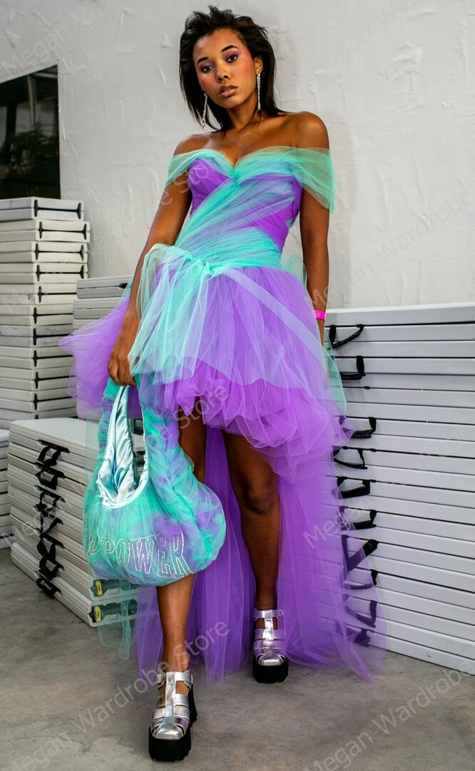 Женское Тюлевое платье-макси с открытыми плечами бирюзовое и лавандовое