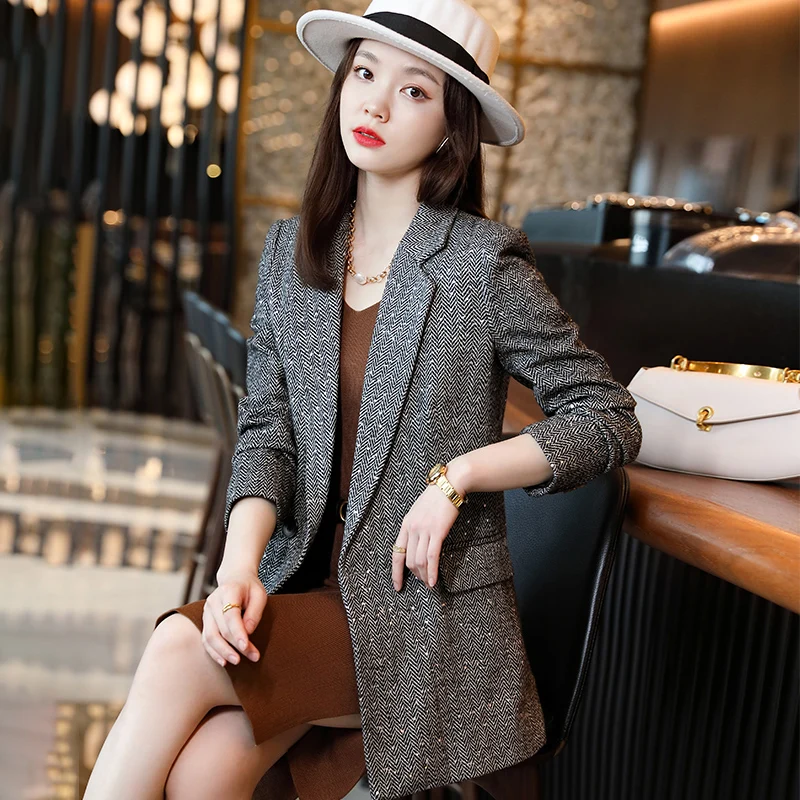 Spot wholesale black hooded suit coat (female) autumn 2022 new small Korean loose casual double breasted suit trendy top