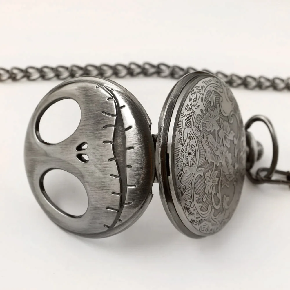 Рисунок 4 - На Хэллоуин, кварцевые карманные часы