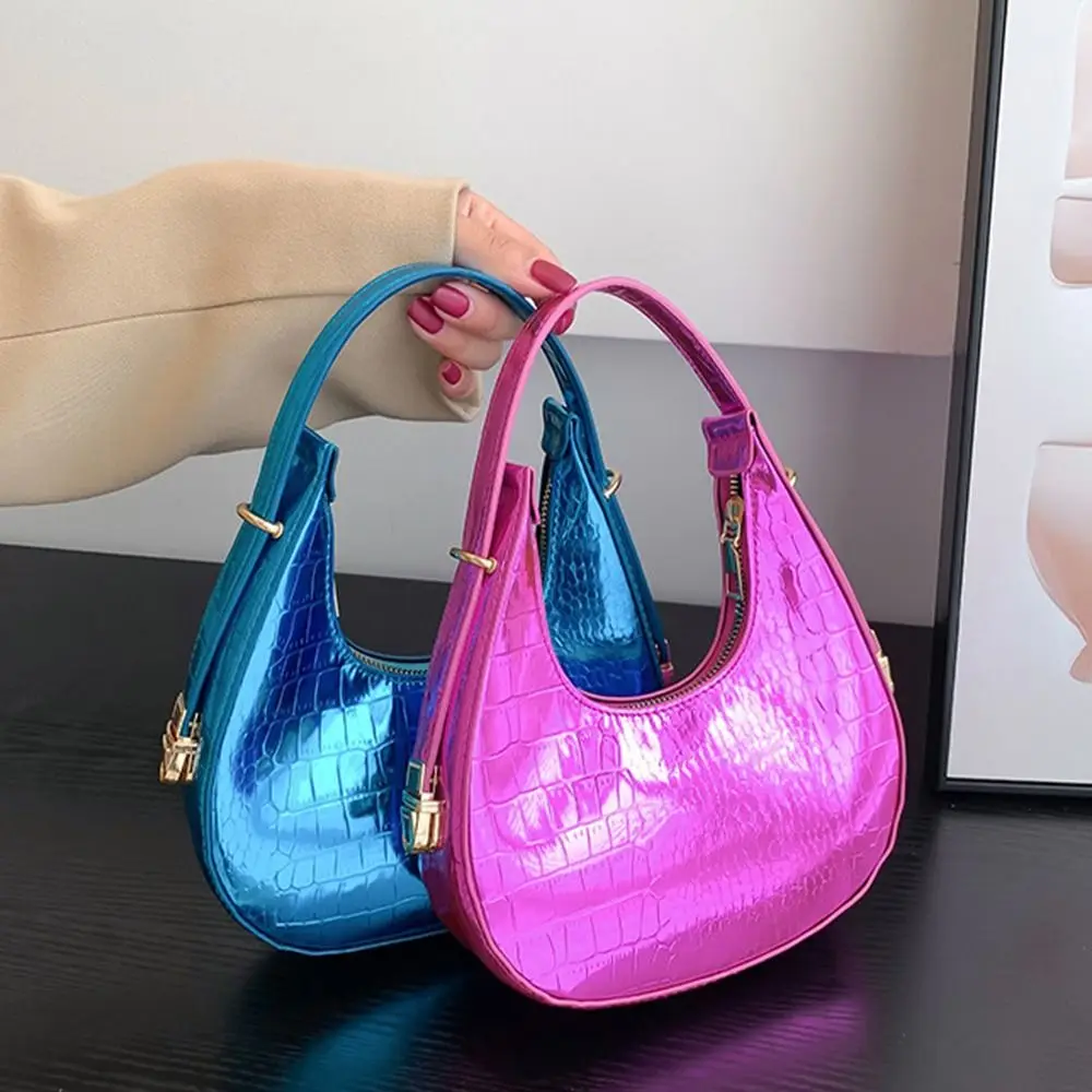 

2023 Women Bags Crocodile Grain Shiny Armpit Shoulder Bag Small Shoulder Purse Underarm Bags Brand Clutch Women Summer Handbags