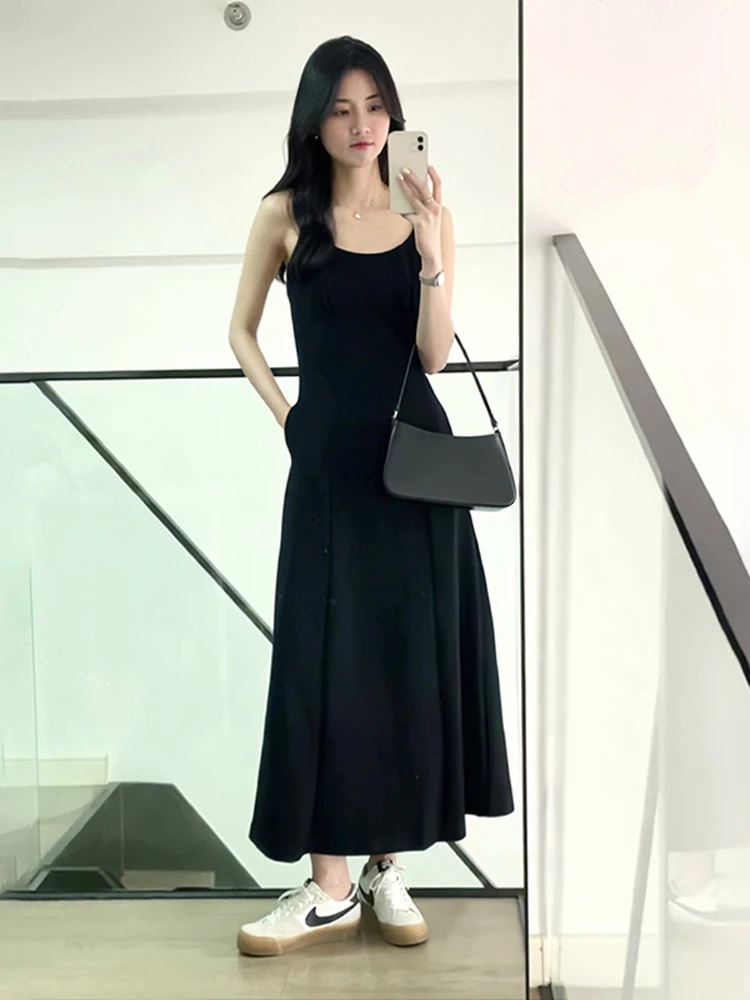 Высококачественное праздничное платье с французским вырезом черное облегающее