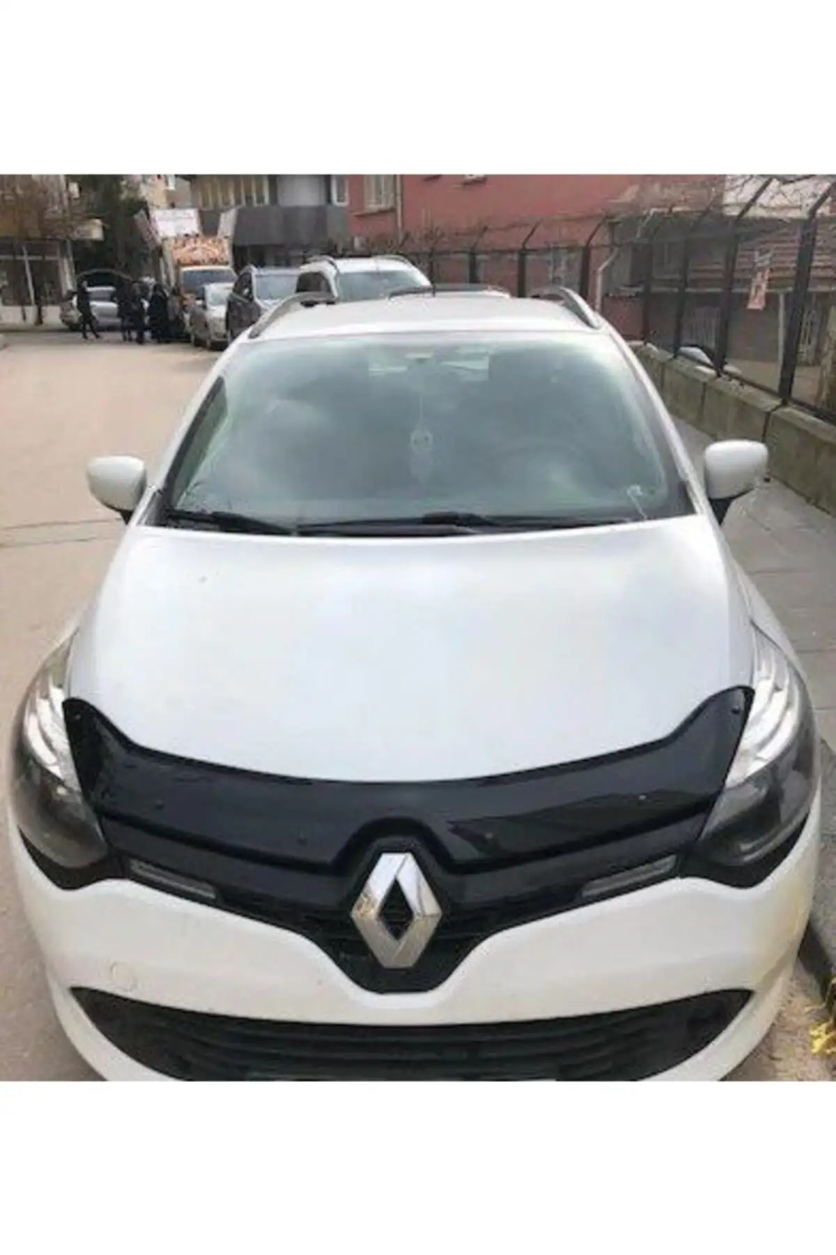 Renault Clio 4 2012 + черное пианино windshistachс капота |