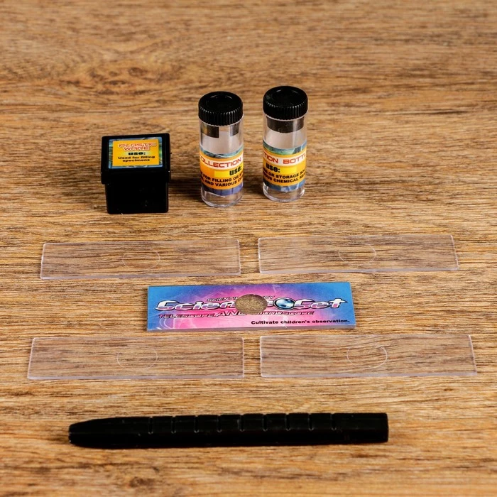 Микроскоп Юный биолог кратность увеличения 450х 200х 100х черный 539694 |