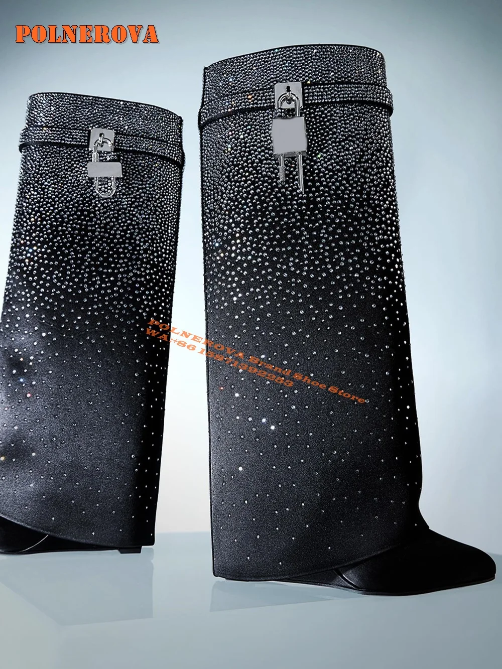 Сапоги на танкетке с острым носком и длинными рукавами со стразами гипсофила