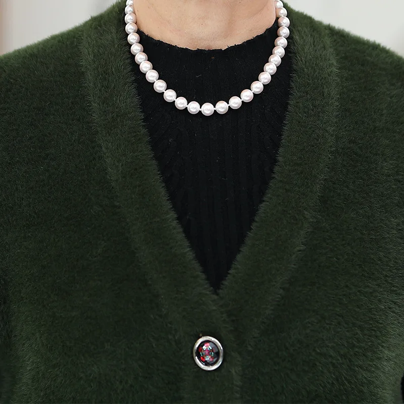 Жилет женский из искусственной норки шерстяной с V-образным вырезом - купить по