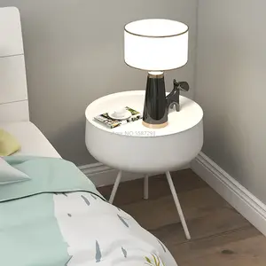 Nordic Creative Iron Nightstand Light Luxury Home Furniture Mini Nightstands for Bedroom Minimalist Modern Storage Nightstands