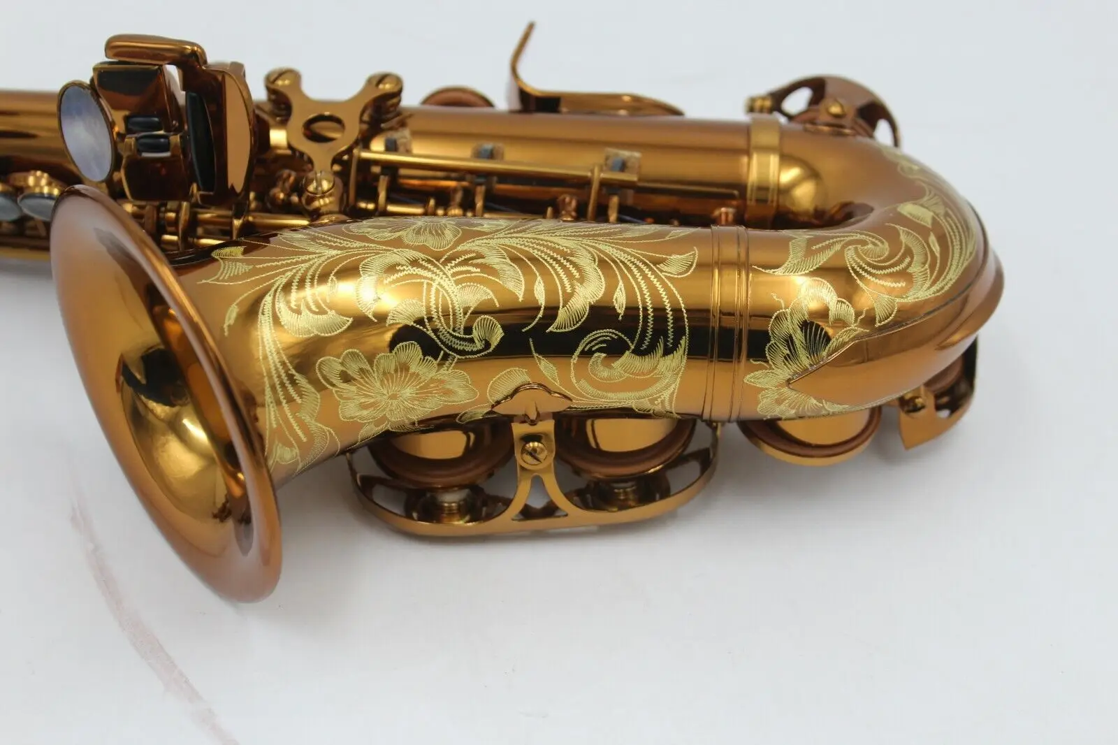 Восточная музыкальная конфетная коричневая темно-лакированная изогнутая