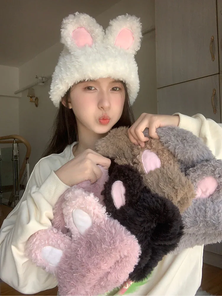 Корейская теплая шапка с рукавами-ушанками на флисовой подкладке милыми