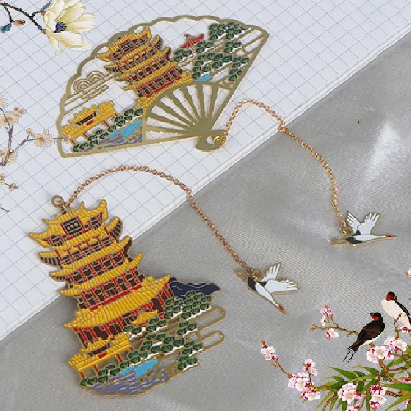 

Складной веер в китайском стиле, металлическая ажурная Закладка, креативная Классическая книга, отметка, аксессуары для школы и офиса